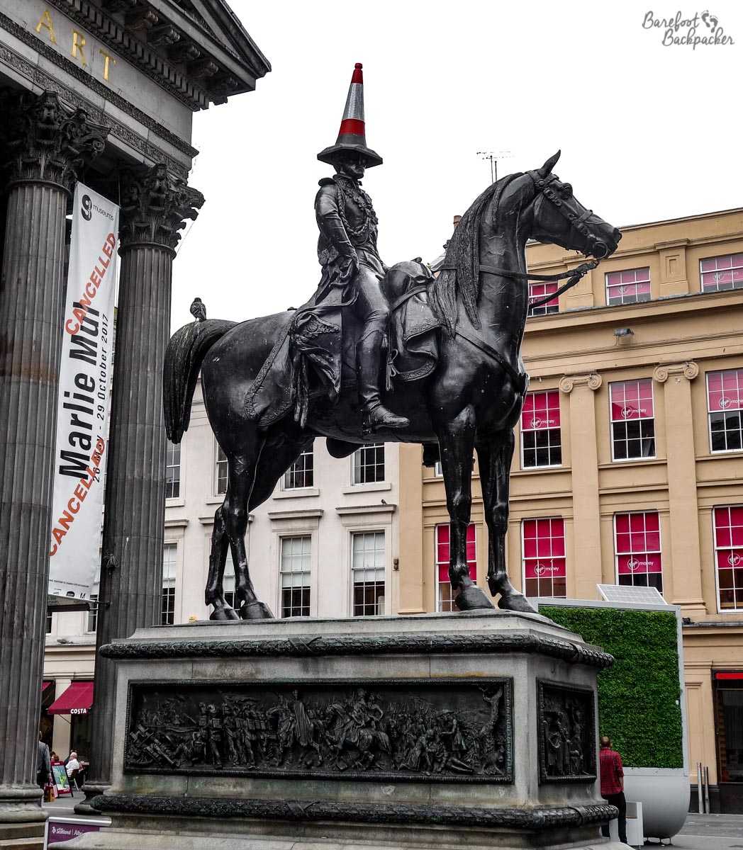 Glasgow - Duke Of Wellington Statue and traffic cone