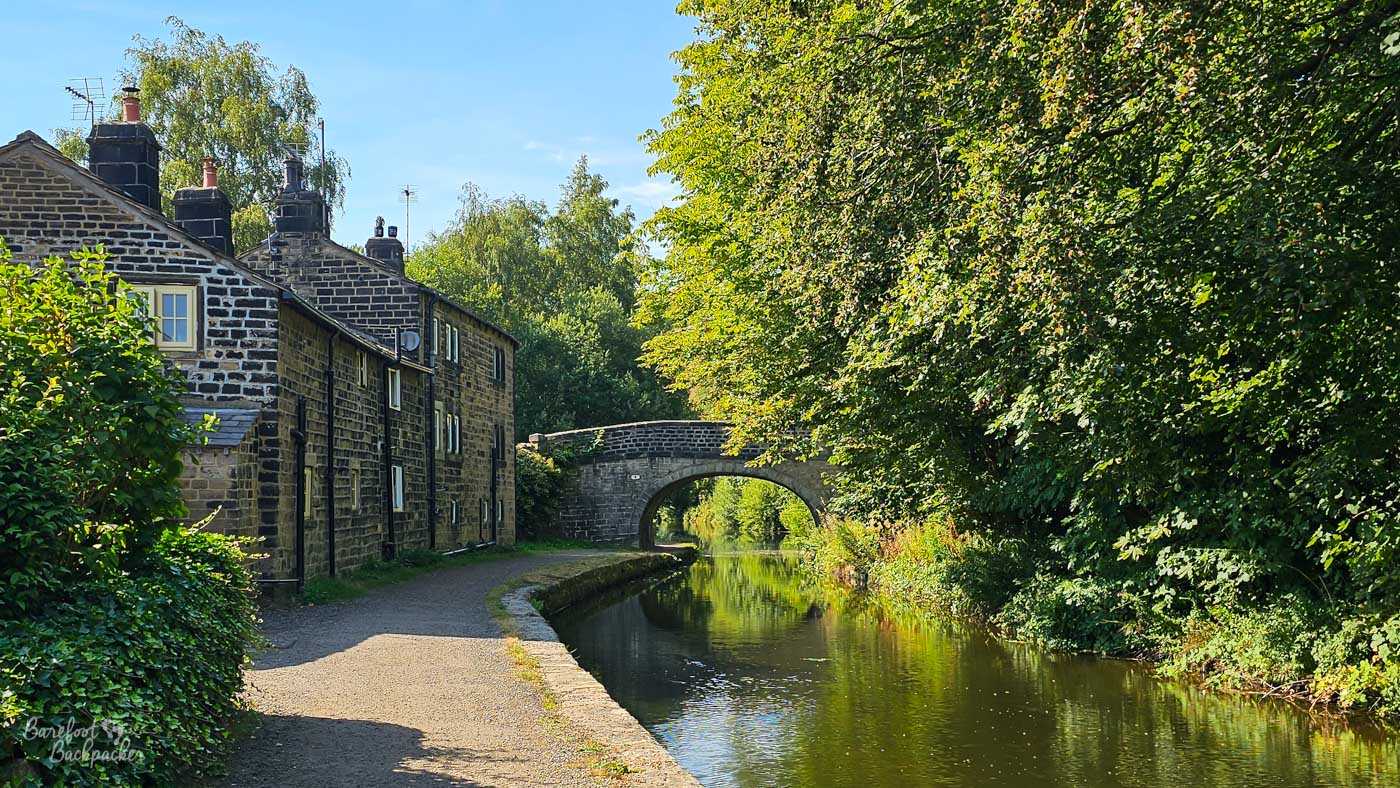 Hiking the Rochdale Canal